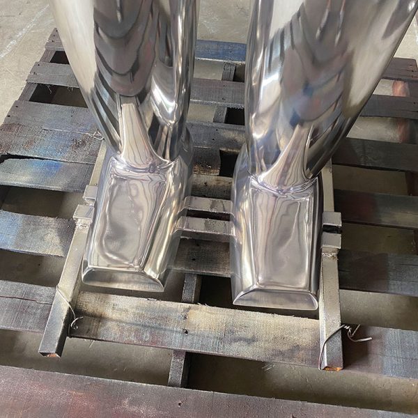 Modern Stainless Steel Robot Sculpture Artwork - Image 2