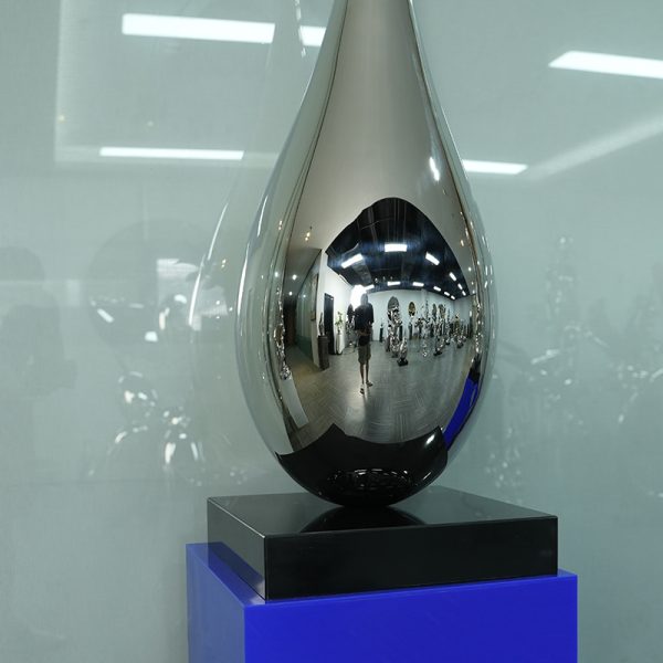Silver Drop Melody Abstract water drop shape decorative artwork - Image 2