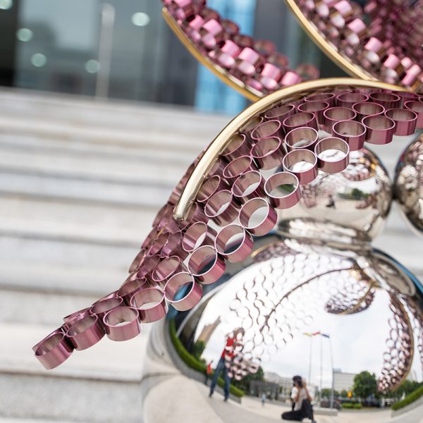 Metal flower sculpture modern art garden decoration - Image 3
